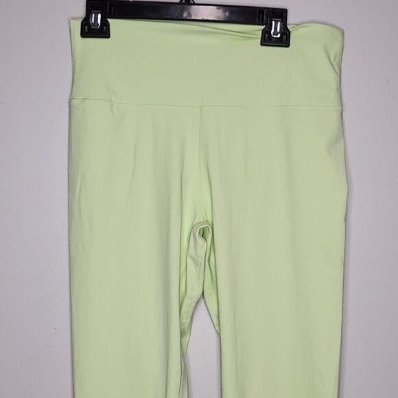 Gianni Bini Green High Waisted Leggings Womens Size XL EUC - Picture 3 of 6